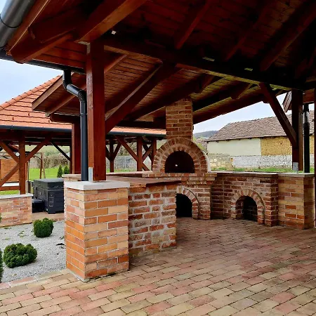 Apartment Meszkoe Vendeghaz -