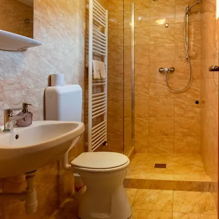 Meszkoe Vendeghaz - Apartamento Meszes